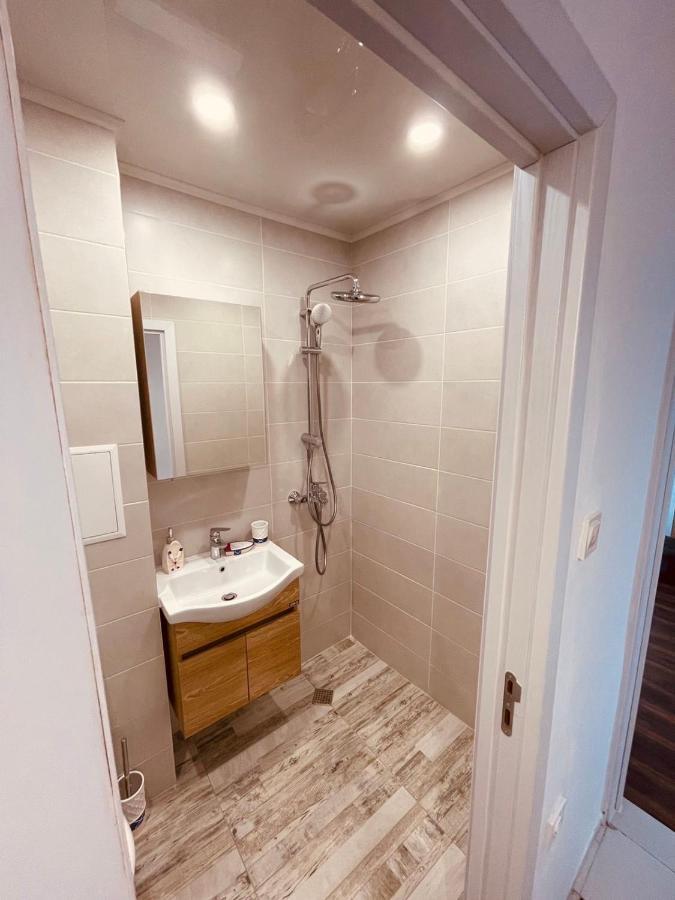 La Casa De Mary Apartment Burgas ภายนอก รูปภาพ